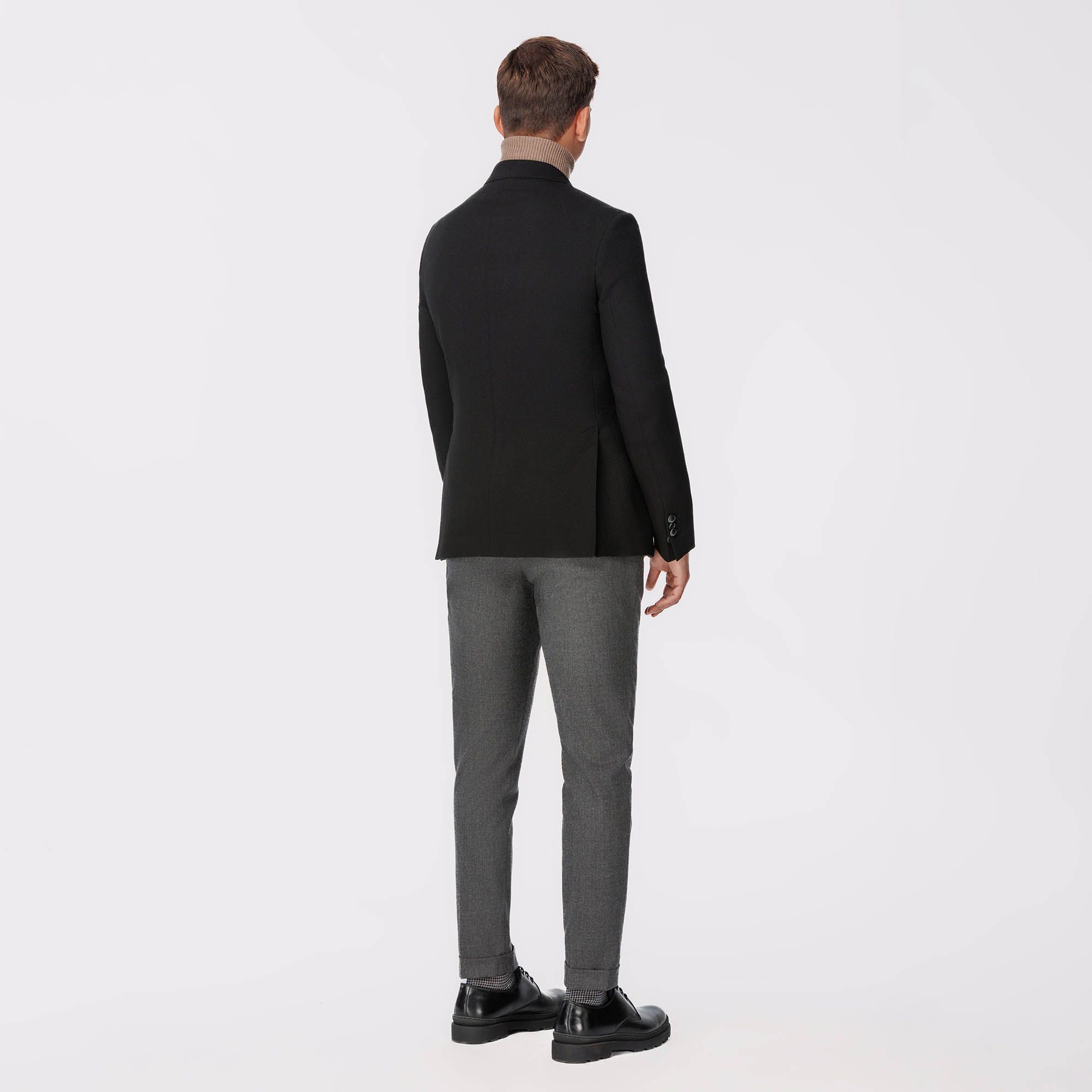 LOOK 32