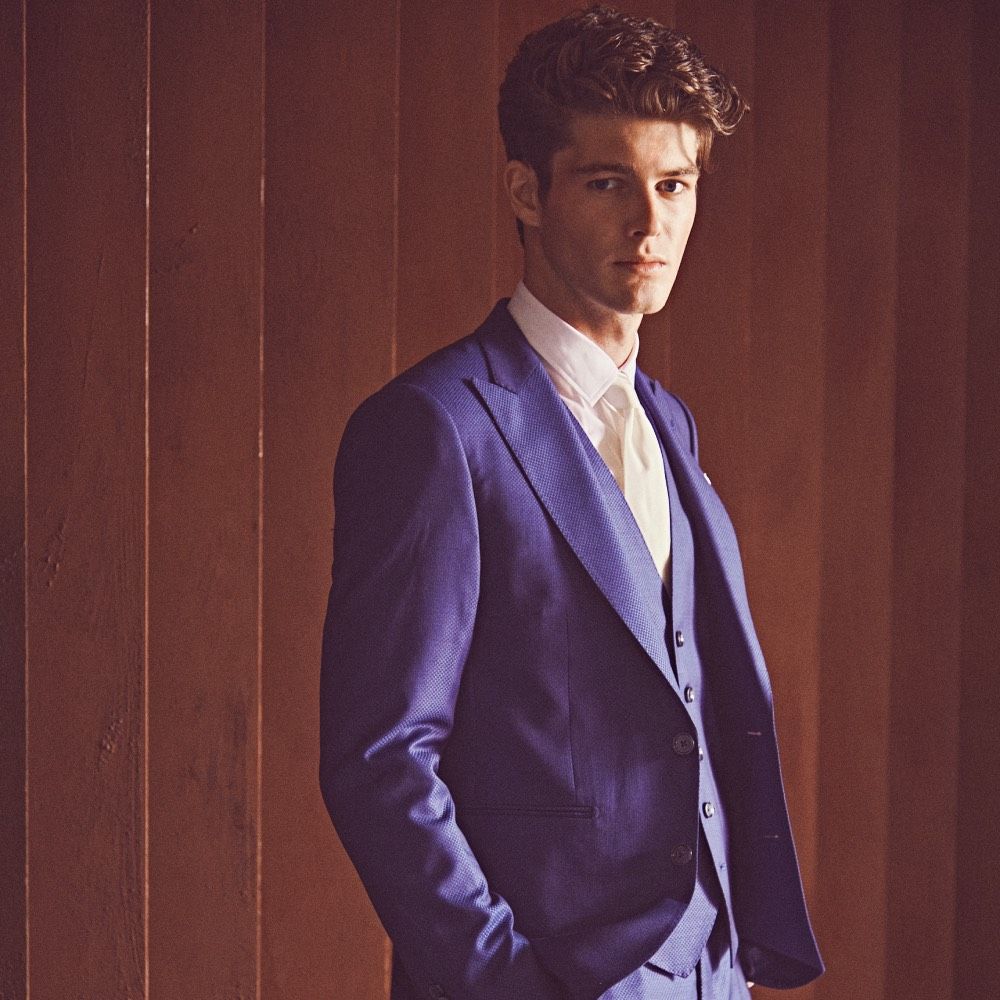 ΝΤΥΣΙΜΟ ΚΟΥΜΠΑΡΟΥ & ΣΥΝΟΔΕΙΑΣ ΣΕ ΓΑΜΟ: ΤΟ ΚΟΣΤΟΥΜΙ, ΟΙ ΣΥΝΔΥΑΣΜΟΙ ΚΑΙ ΤΑ ΠΙΟ ΧΡΗΣΙΜΑ TIPS