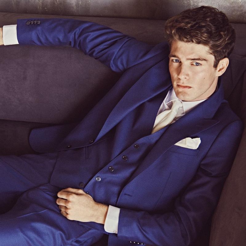 Γαμπριάτικο κοστούμι για φθινοπωρινό γάμο: Απαράμιλλη ποιότητα & δημιουργική έμπνευση γίνονται “ένα”